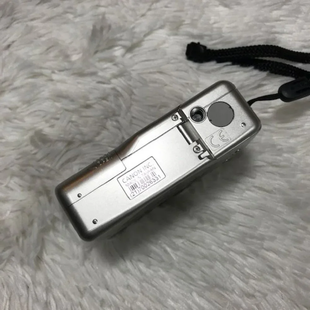 Canon ELPH LT 260 Advanced Photo System Camera w/ Case